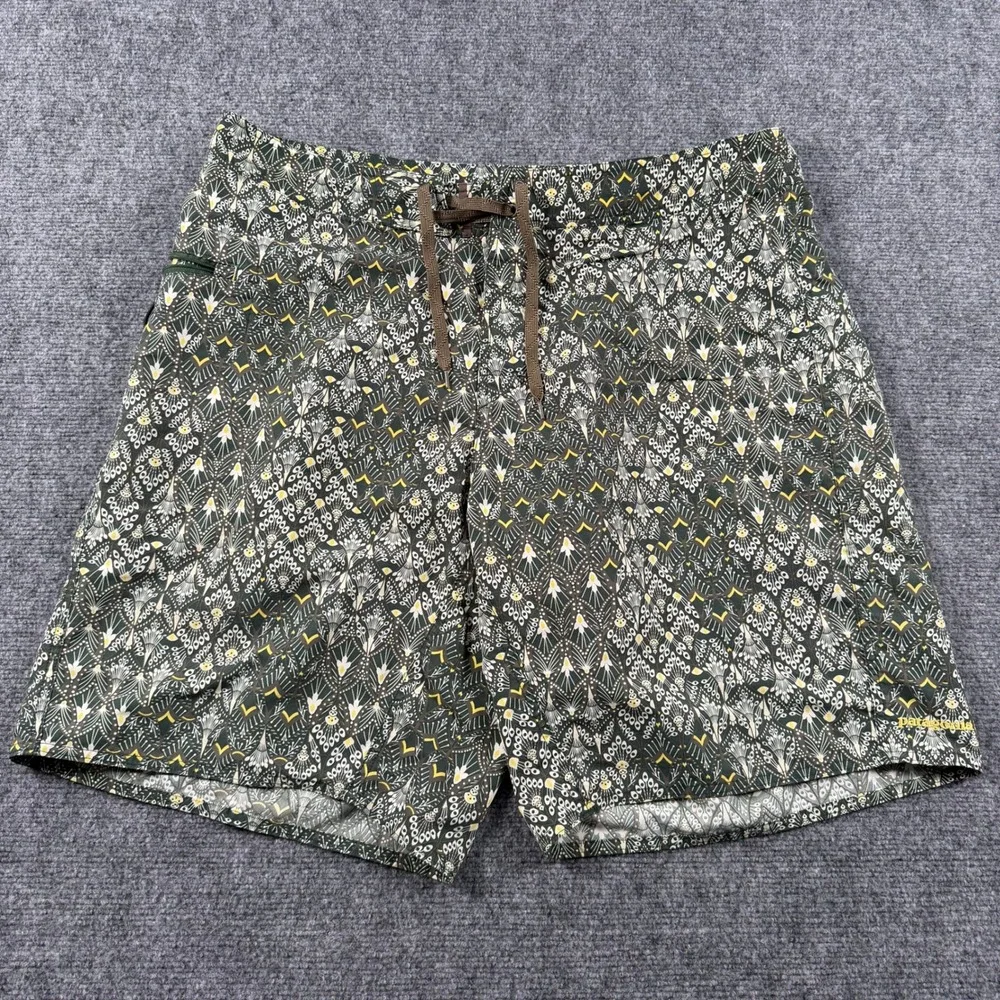 Patagonia Board Shorts Mens 38 Green Geometric Fan Print Swim Trunks Surf Beach